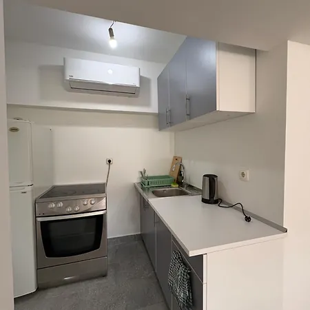 Double S Modern